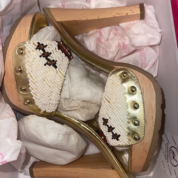Brand new gold and white BCBG open toe heels - Picture 5 of 5